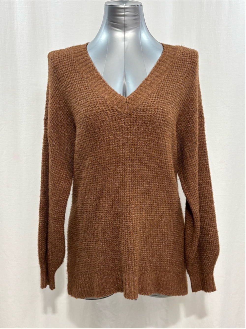 American Eagle Outfitters Rust Brown V-Neck Waffle Oversized Sweater Medium 495